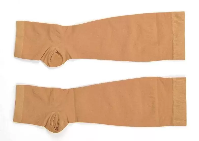An example of compression stockings from a well-known Asian manufacturer for patients suffering from varicose veins